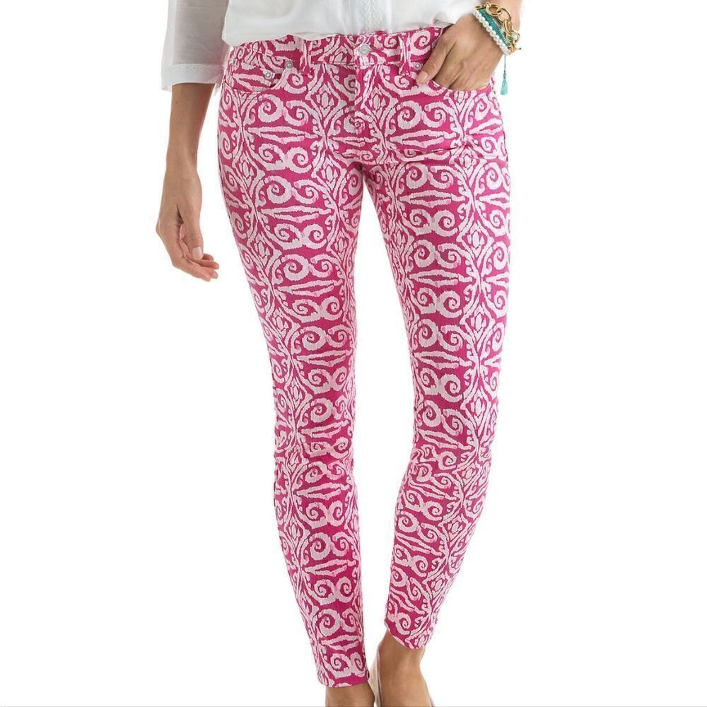 ​Vineyard Vines Pink & White Damask Scroll Print Stretch Skinny Jeans